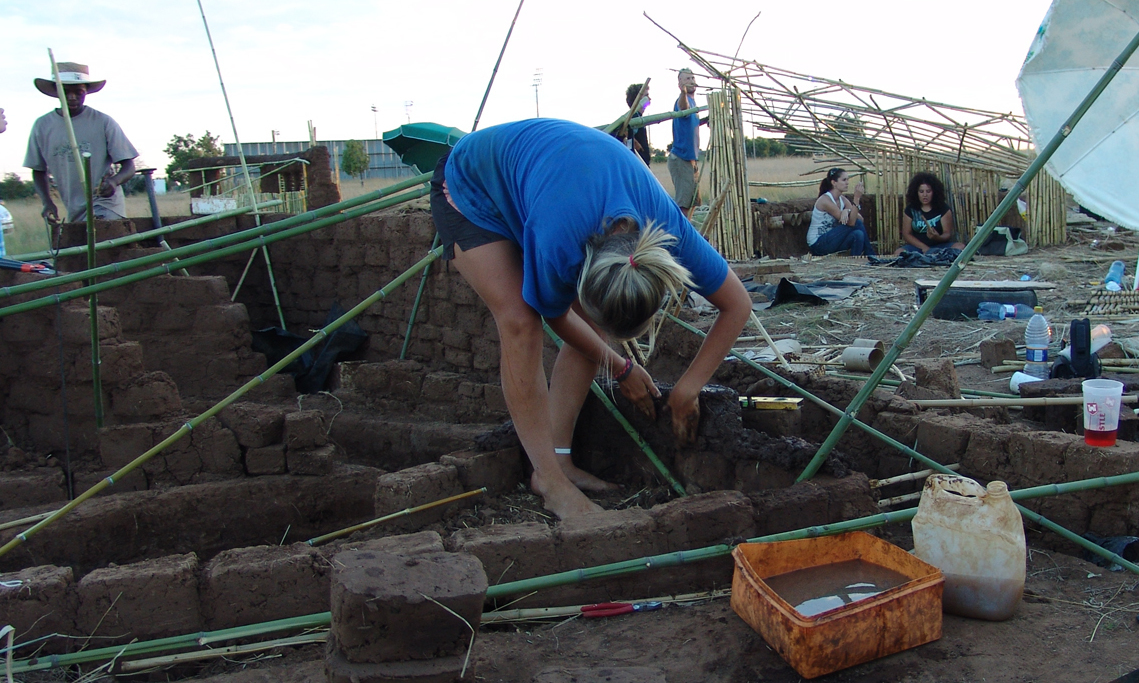 Volunteer Building Project in Zambia