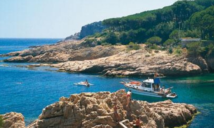 FUND MY TRIP TO SPAIN NEXT YEAR 