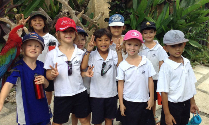 Bali Teaching kids and Beach Conservation