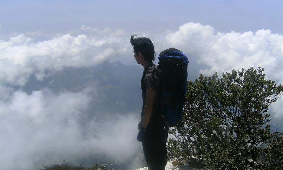 Hiking the rinjani mountain,indonesia