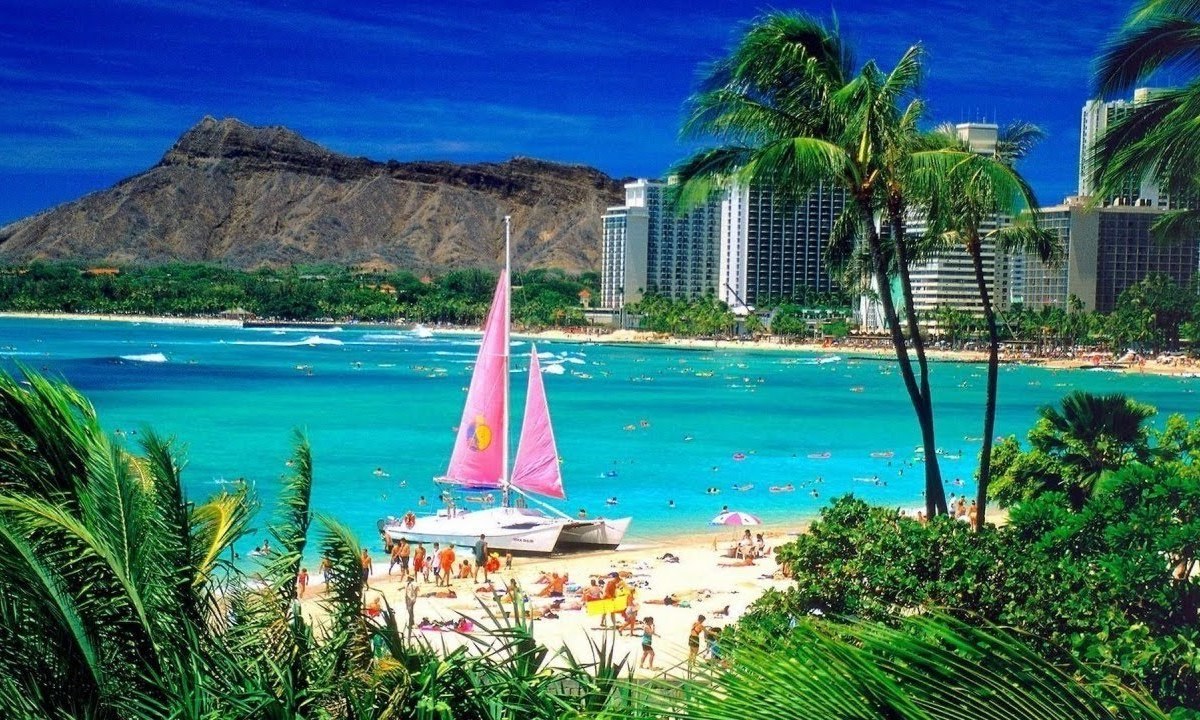 I wanna make a trip to Honolulu Hawaii to see my family!!