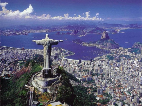 Send Paulina to Study Abroud in Brazil!