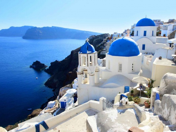 Send Gladys Sosa to Greece