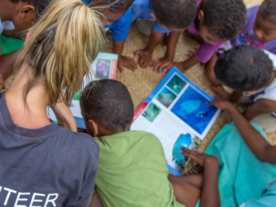 Vinaka Fiji - Children & School Project