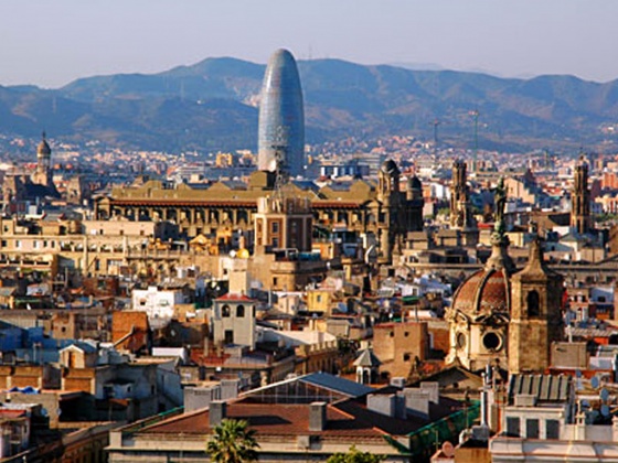 Send Alyssa to intern in Barcelona, Spain this Summer!